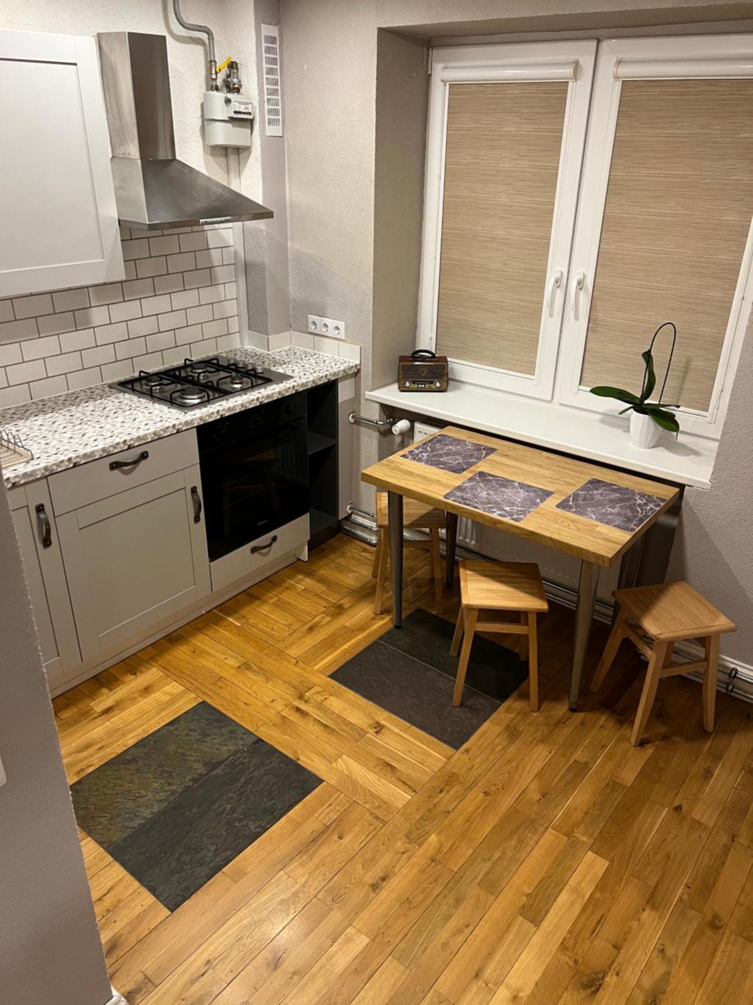 Apartamentas - Zalia Pusis Lägenhet